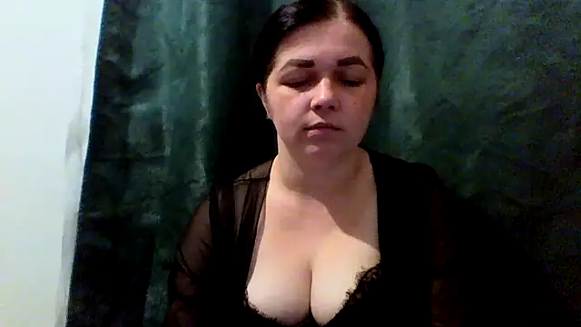 Vitalina282128 online show from 06/08/26, 05:02