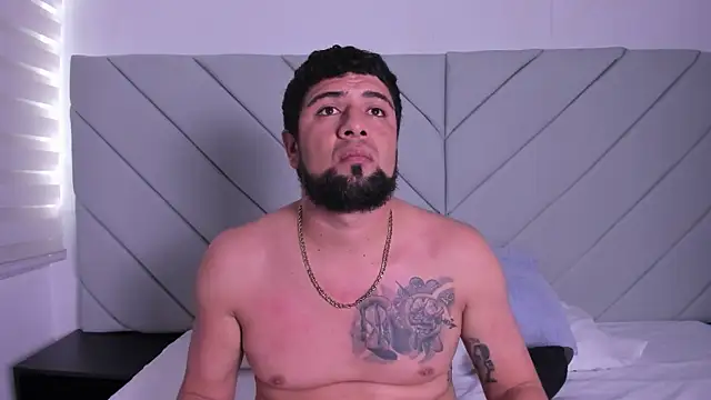 Snapshot of lukas_ad chatting on 11/11/25, 07:25 lukas ad online show from 11/11/25, 07:25