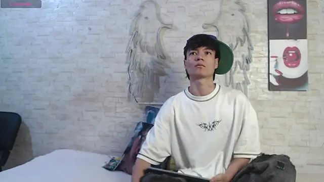 axel milo kairo and noa online show from 02/13/26, 02:57