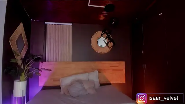 Velvet Dreamss online show from 03/12/26, 12:00