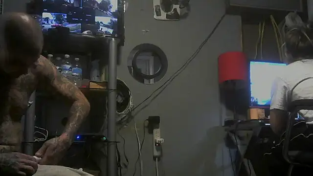 sexxxilexxxi44 online show from 04/28/26, 11:48