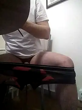 Snapshot of Patrik-Bi chatting on 01/08/26, 10:06 Patrik-Bi online show from 01/08/26, 10:06