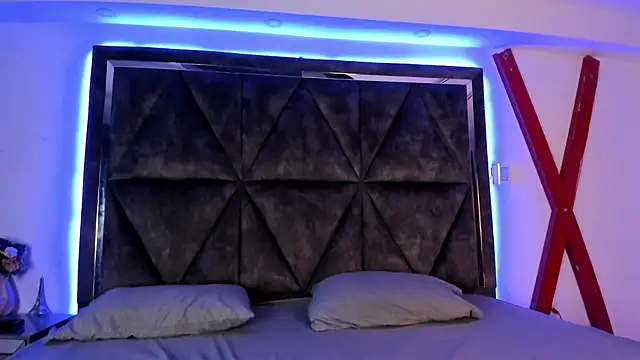 estebanperez 26 online show from 12/17/25, 12:11