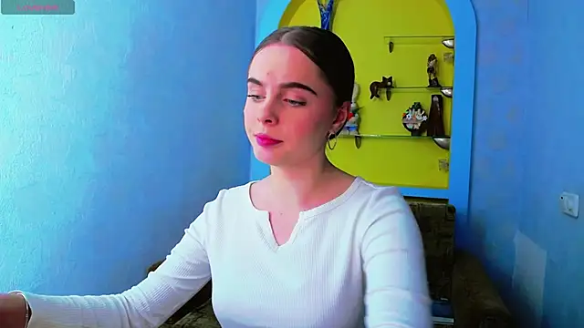 AlicaLOVEalisa777 online show from 04/24/26, 05:04