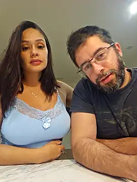 Snapshot of kelsecrets2 chatting on 11/12/25, 02:12 kelsecrets2 online show from 11/12/25, 02:12