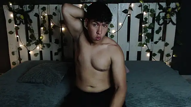 Matias Sky online show from 11/12/25, 01:17