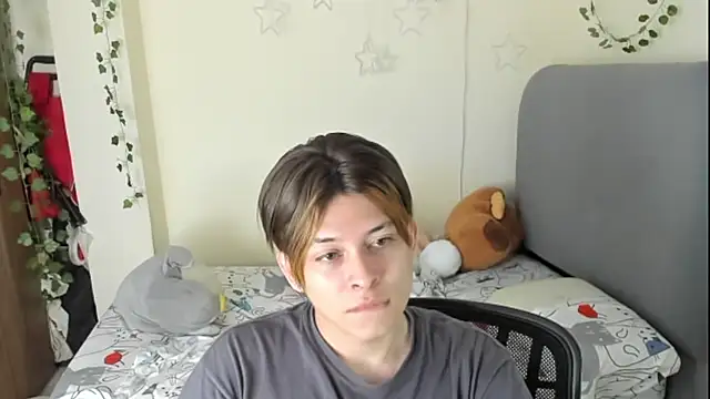 Felix kitty online show from 11/15/25, 06:59