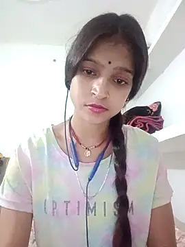 Mohnicute online show from 05/09/26, 06:13