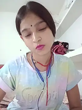 Mohnicute online show from 05/20/26, 10:49
