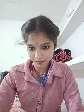 Mohnicute online show from 05/22/26, 10:04