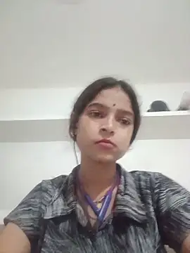 Mohnicute online show from 05/27/26, 06:49