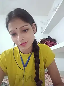 Mohnicute online show from 06/07/26, 05:16