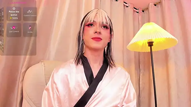 cleeo nile online show from 11/18/25, 03:34