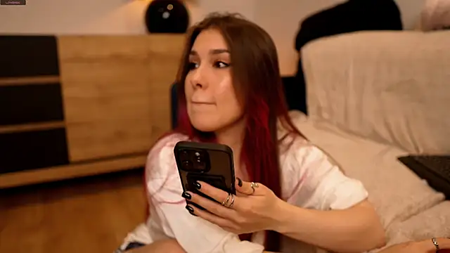 BellaBlush03 online show from 06/06/26, 10:36