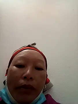 girl-hot2x online show from 11/27/25, 11:07