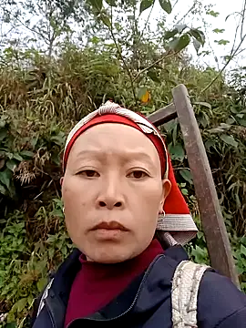 girl-hot2x online show from 12/18/25, 01:11