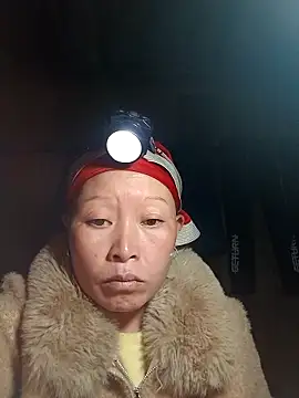 Snapshot of girl-hot2x chatting on 02/14/26, 12:13 girl-hot2x online show from 02/14/26, 12:13