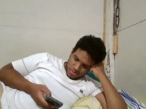 Snapshot of josecamsex27 chatting on 02/01/26, 03:16 josecamsex27 online show from 02/01/26, 03:16