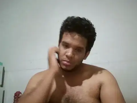 Snapshot of josecamsex27 chatting on 02/23/26, 02:47 josecamsex27 online show from 02/23/26, 02:47