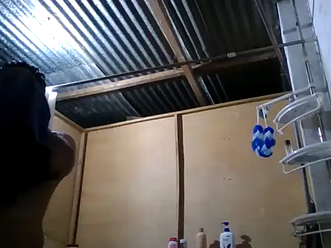 Snapshot of josecamsex27 chatting on 02/25/26, 01:37 josecamsex27 online show from 02/25/26, 01:37