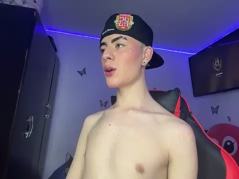 divine philp77 online show from 11/13/25, 02:43