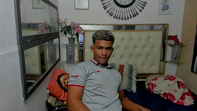 mathews    online show from 12/16/25, 03:33