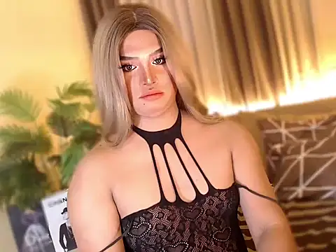 UrGoddess Sofia online show from 11/19/25, 06:52