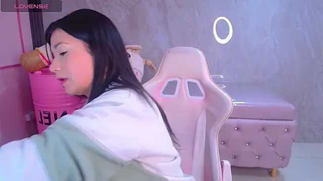 Violetta jhonson a online show from 12/23/25, 03:48