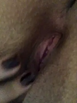 Snapshot of _-_-_-sthefany_-_-_- chatting on 11/13/25, 05:23 - - -sthefany - - - online show from 11/13/25, 05:23