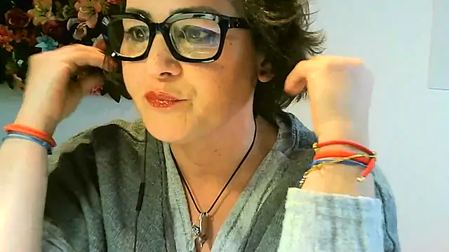 zaidapink1990 online show from 03/11/26, 05:08