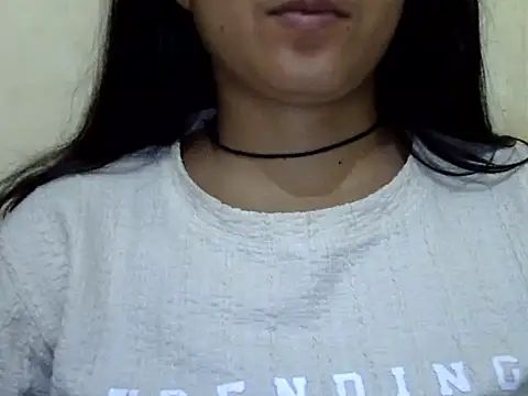 Snapshot of Anika_Singh chatting on 03/05/26, 06:15 Anika Singh online show from 03/05/26, 06:15