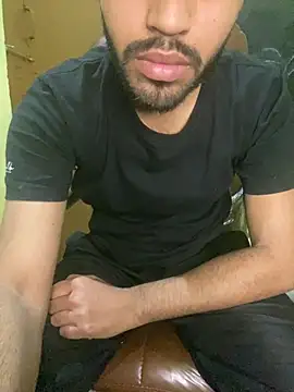 hotyyyyjonny online show from 04/10/26, 05:56