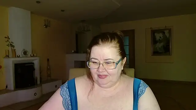 Snapshot of Natali-Gucci chatting on 05/05/26, 03:31 Natali-Gucci online show from 05/05/26, 03:31