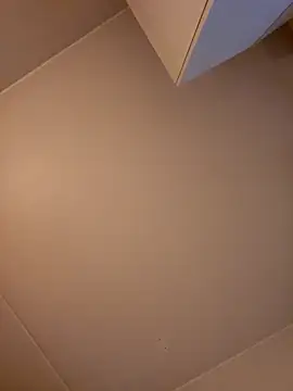 Snapshot of Body1978_M chatting on 11/11/25, 01:00 Body1978 M online show from 11/11/25, 01:00