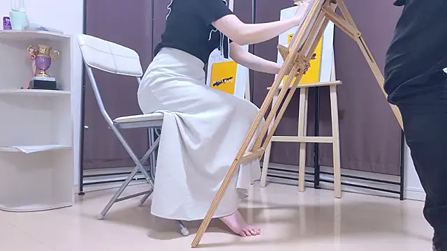 Snapshot of Benzou_the_Painter chatting on 05/20/26, 11:55 Benzou the Painter online show from 05/20/26, 11:55