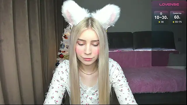 Olivia1Taylor1 online show from 12/18/25, 09:37