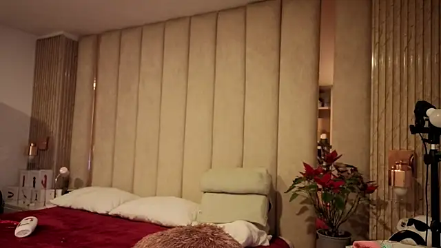 Iamnyxy online show from 12/17/25, 05:02