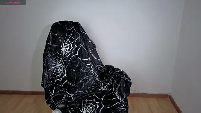 Melody Ghot online show from 03/10/26, 02:33