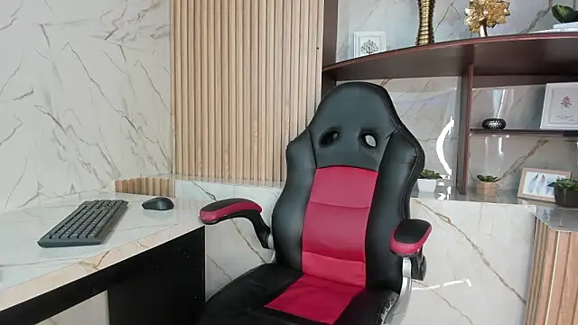 Lucy Vegas online show from 03/14/26, 02:33