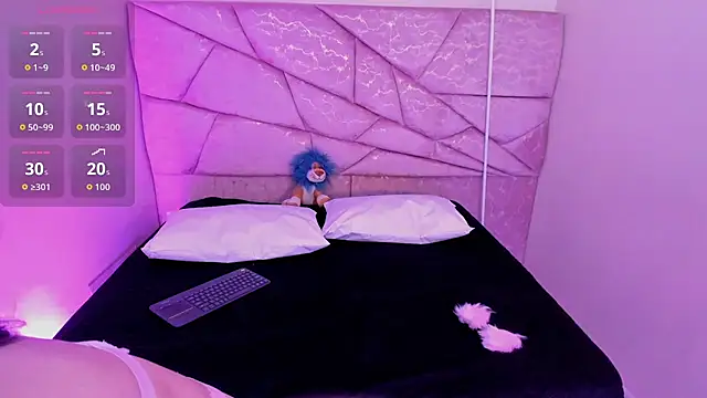 Snapshot of Atenea_Velle chatting on 08/05/26, 03:31 Atenea Velle online show from 08/05/26, 03:31