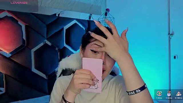 Brandy collinss online show from 03/11/26, 12:33