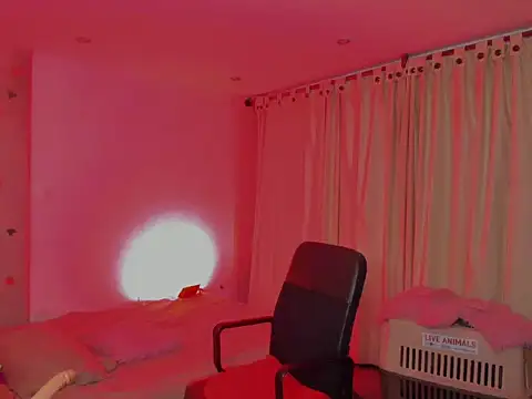 LaGoldenBitch online show from 06/27/26, 12:48