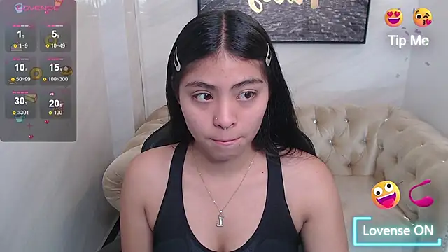 Little Angelina v online show from 12/14/25, 01:27