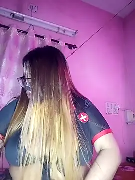 Snapshot of Bunnybush37 chatting on 02/18/26, 03:08 Bunnybush37 online show from 02/18/26, 03:08