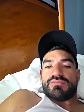 piggylatino online show from 04/01/26, 12:44