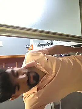 piggylatino online show from 04/05/26, 09:56