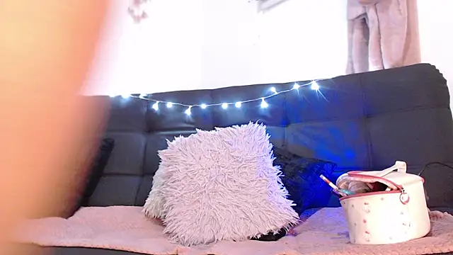 valery carter01 online show from 12/15/25, 07:18