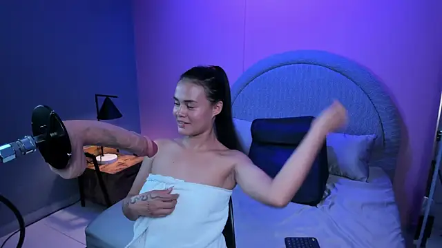 Sara rhoades online show from 03/27/26, 08:08