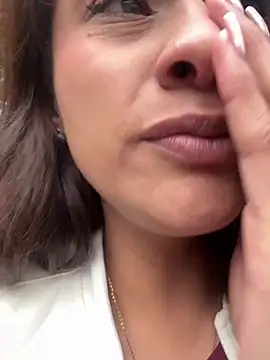 Snapshot of valeria_absurdah chatting on 02/18/26, 08:38 valeria absurdah online show from 02/18/26, 08:38