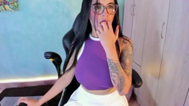 Cristal Cerati  online show from 12/03/25, 02:59